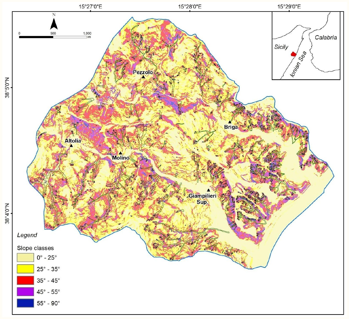 Figura 6: mappa delle pendenze dei bacini studiati